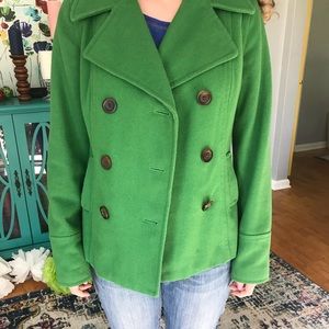 Green spring jacket